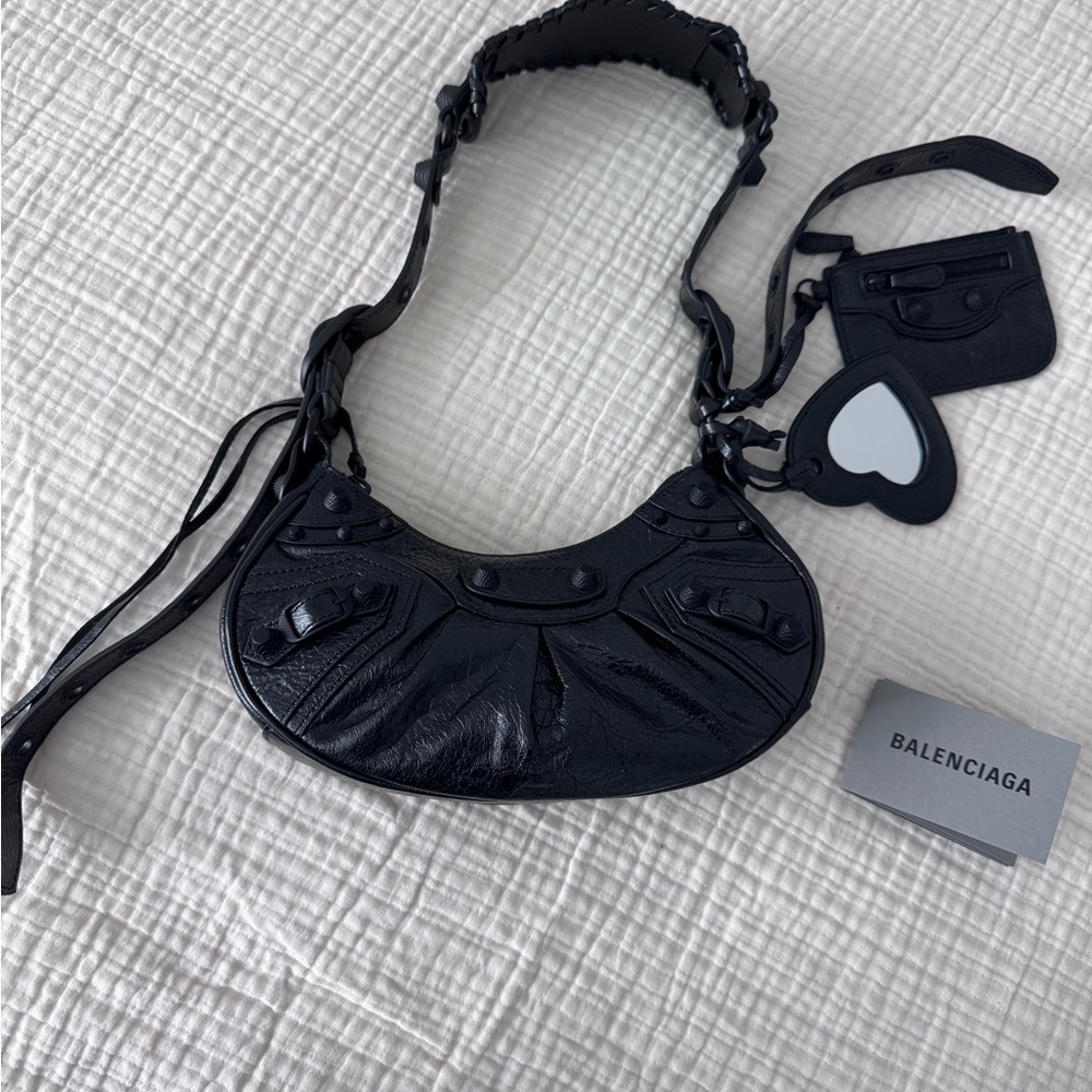 Balenciaga le cagole xs brand new no box only dust bag
